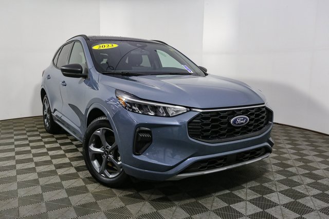 Used 2023 Ford Escape ST-Line w/ Tech Pack #1 image 3