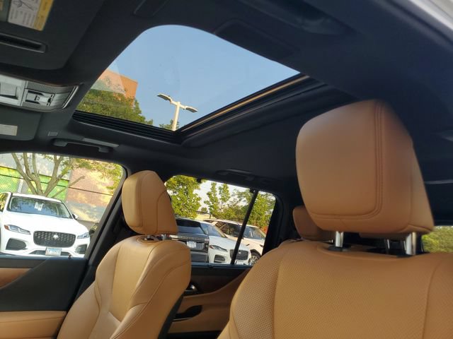 Used 2024 Lexus LX 600 4WD w/ Appearance Package image 21
