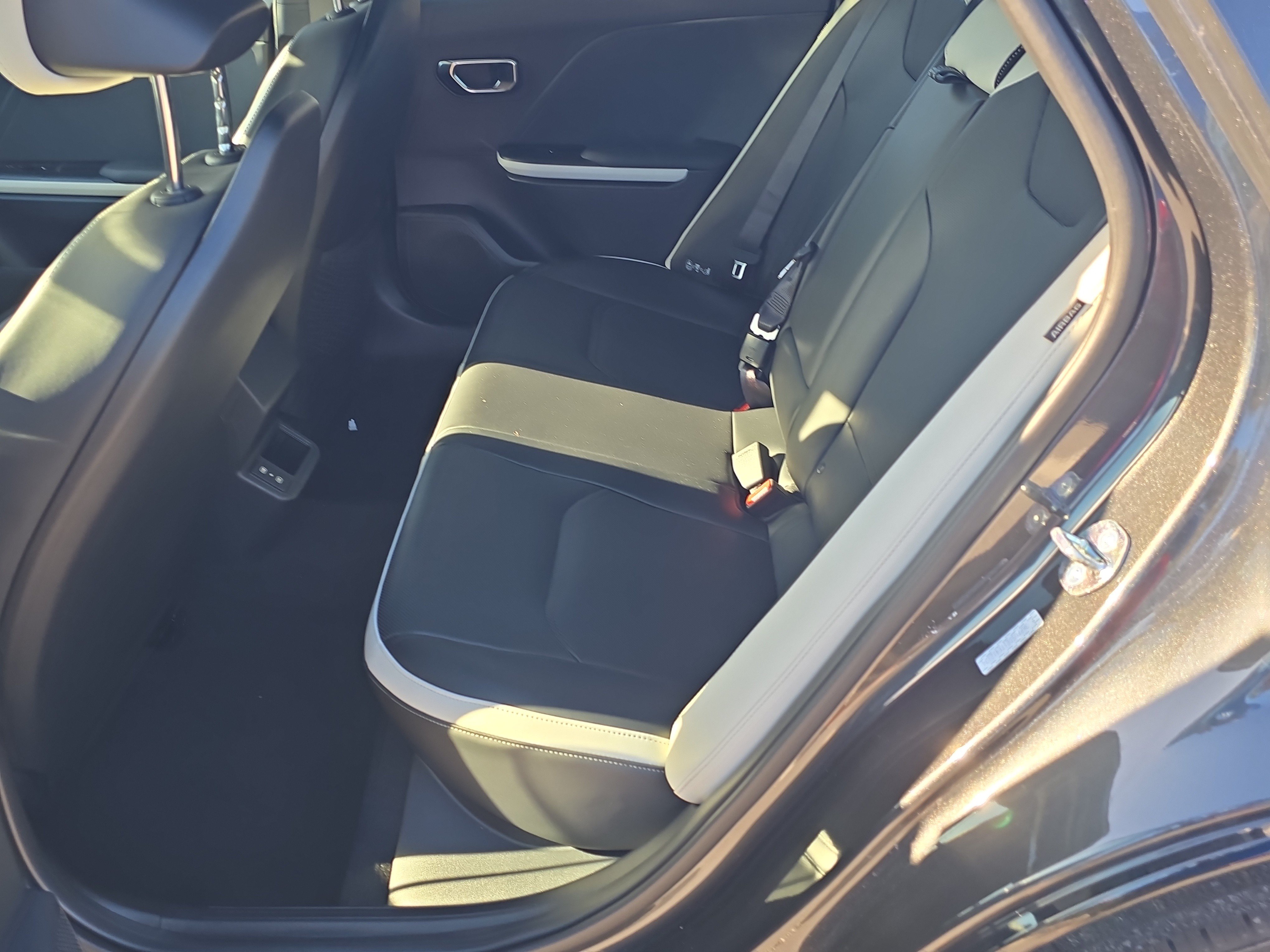 New 2026 Kia K4 GT-Line FWD image 16