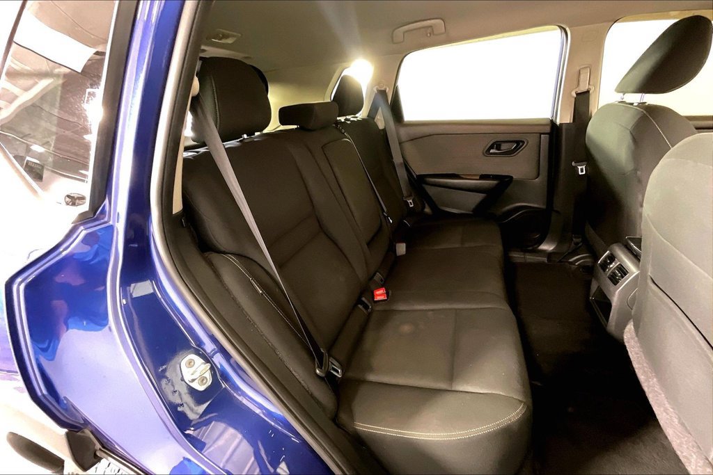 Used 2023 Nissan Rogue S FWD image 34