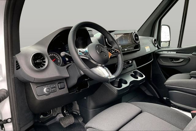 New 2025 Mercedes-Benz Sprinter 2500 image 8