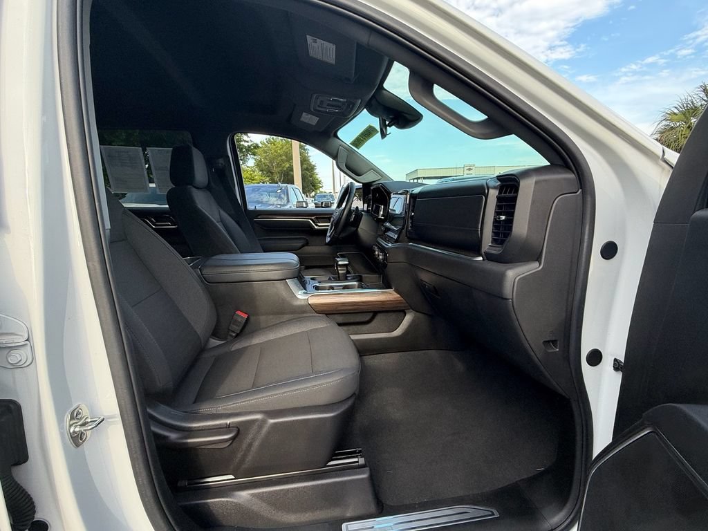 New 2025 Chevrolet Silverado 1500 LT w/ All Star Edition Plus AWD/4WD image 14