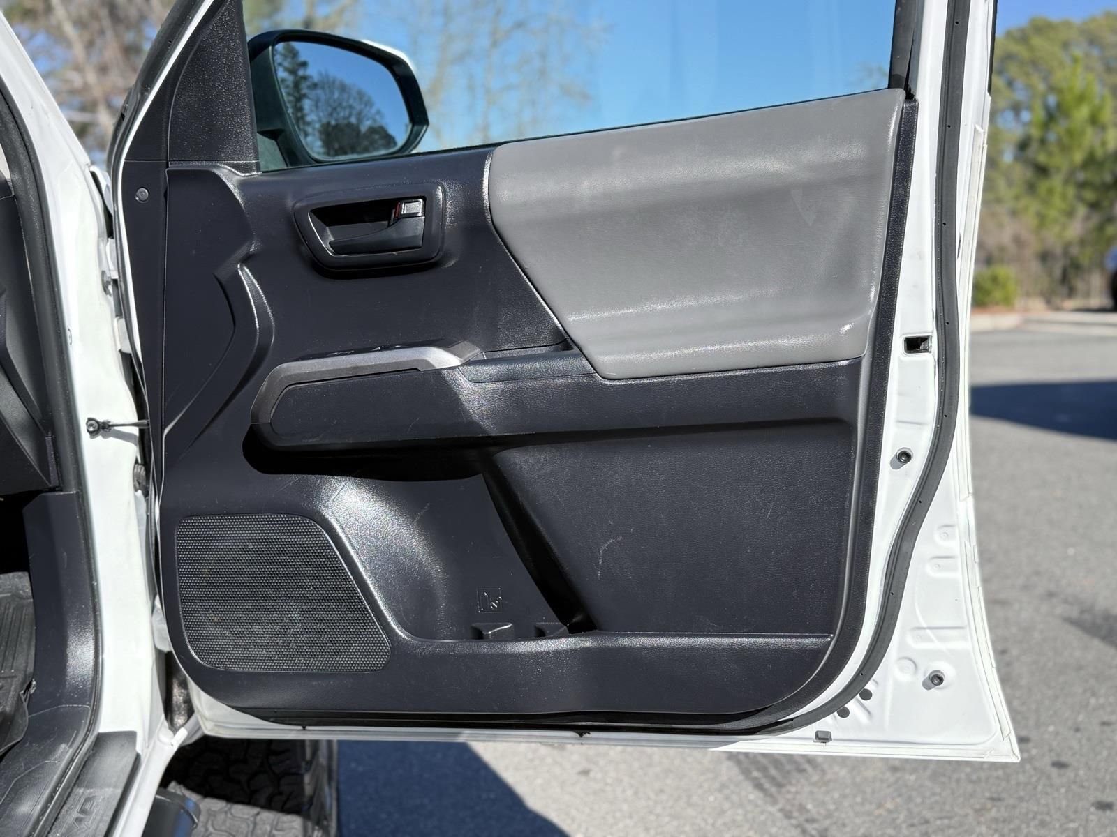 Used 2021 Toyota Tacoma SR5 image 21