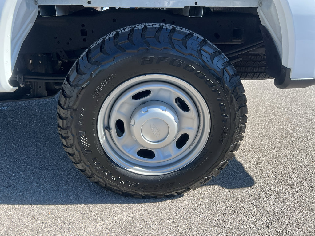 Used 2023 Ford F250 XL w/ FX4 Off-Road Package AWD/4WD image 17