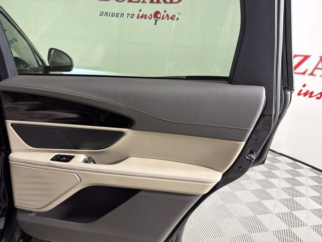Certified 2025 Lincoln Nautilus Premier AWD/4WD image 37