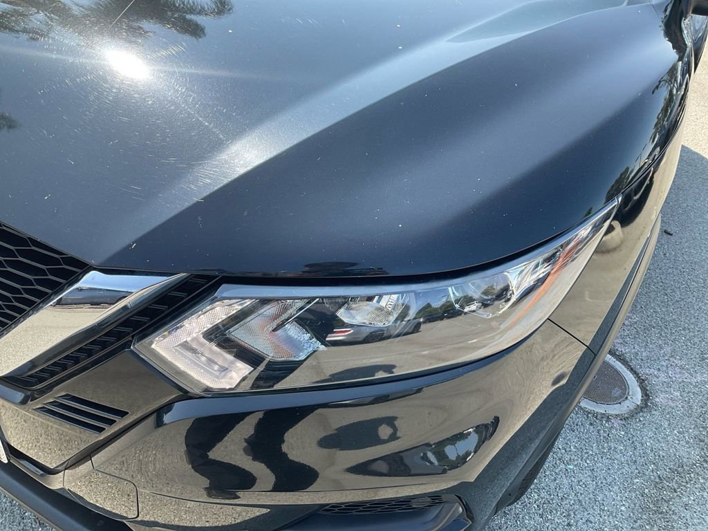 Used 2020 Nissan Rogue Sport SV image 35