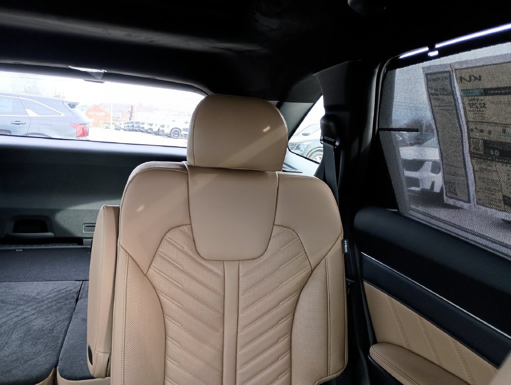 Certified 2026 Kia Sorento SX Prestige w/ Olive Brown Leather Package AWD/4WD image 14