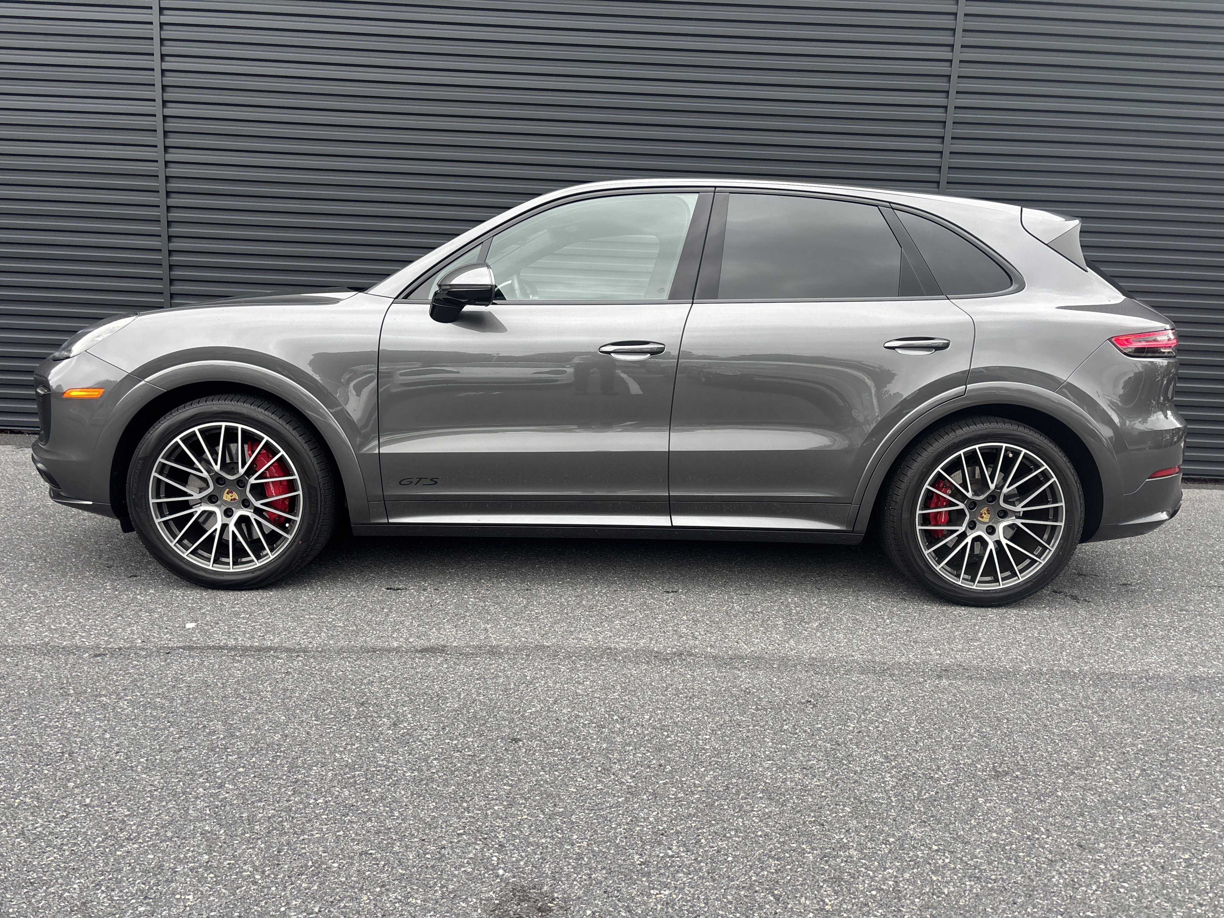 Certified 2021 Porsche Cayenne GTS AWD/4WD image 2