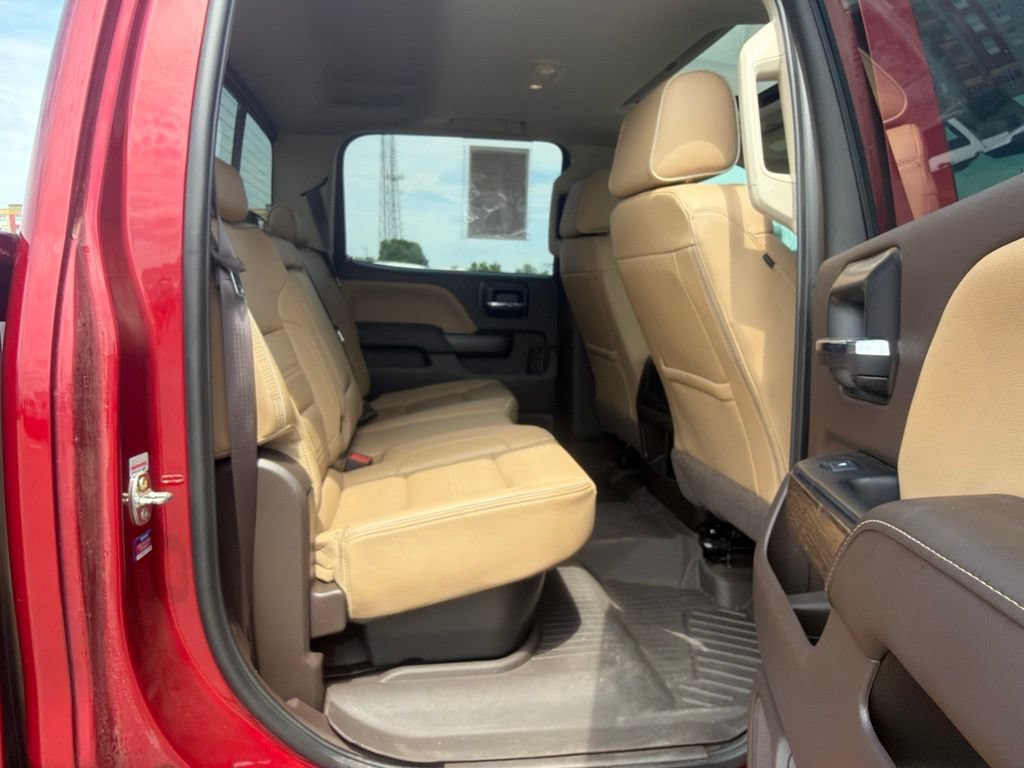 Used 2019 GMC Sierra 2500 Denali w/ Duramax Plus Package AWD/4WD image 29