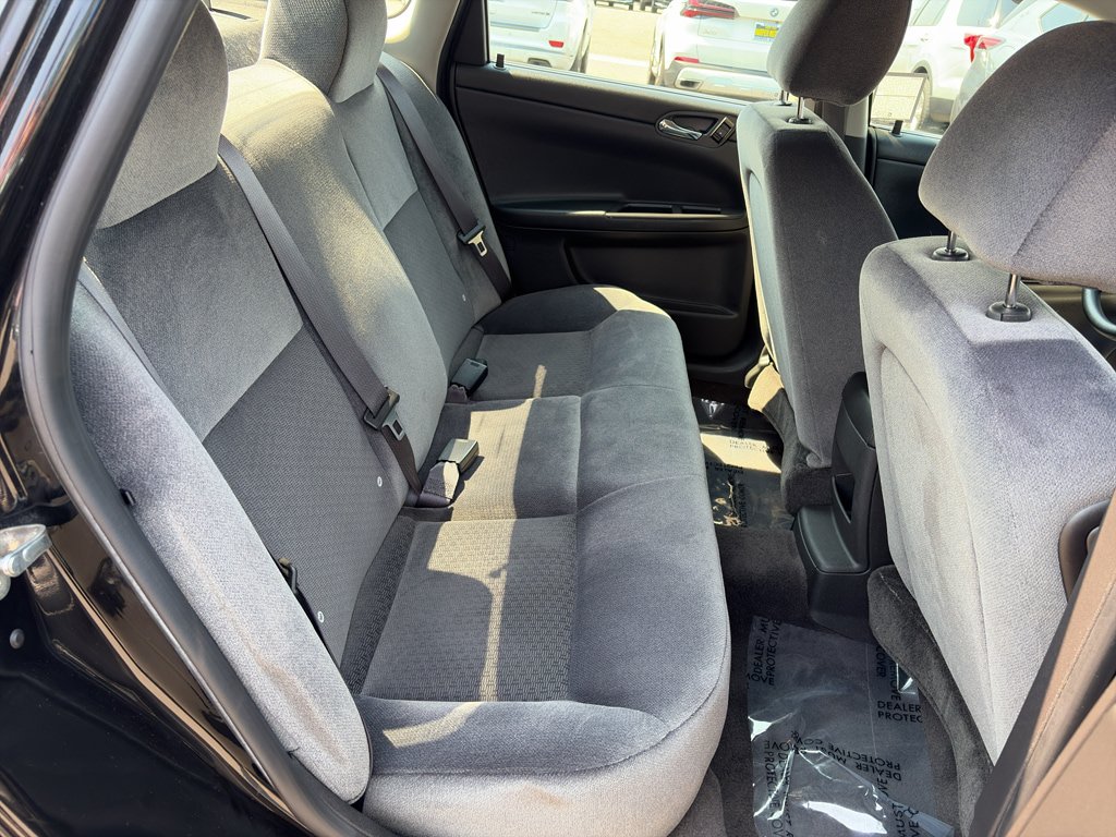 Used 2016 Chevrolet Impala Limited LS FWD image 17