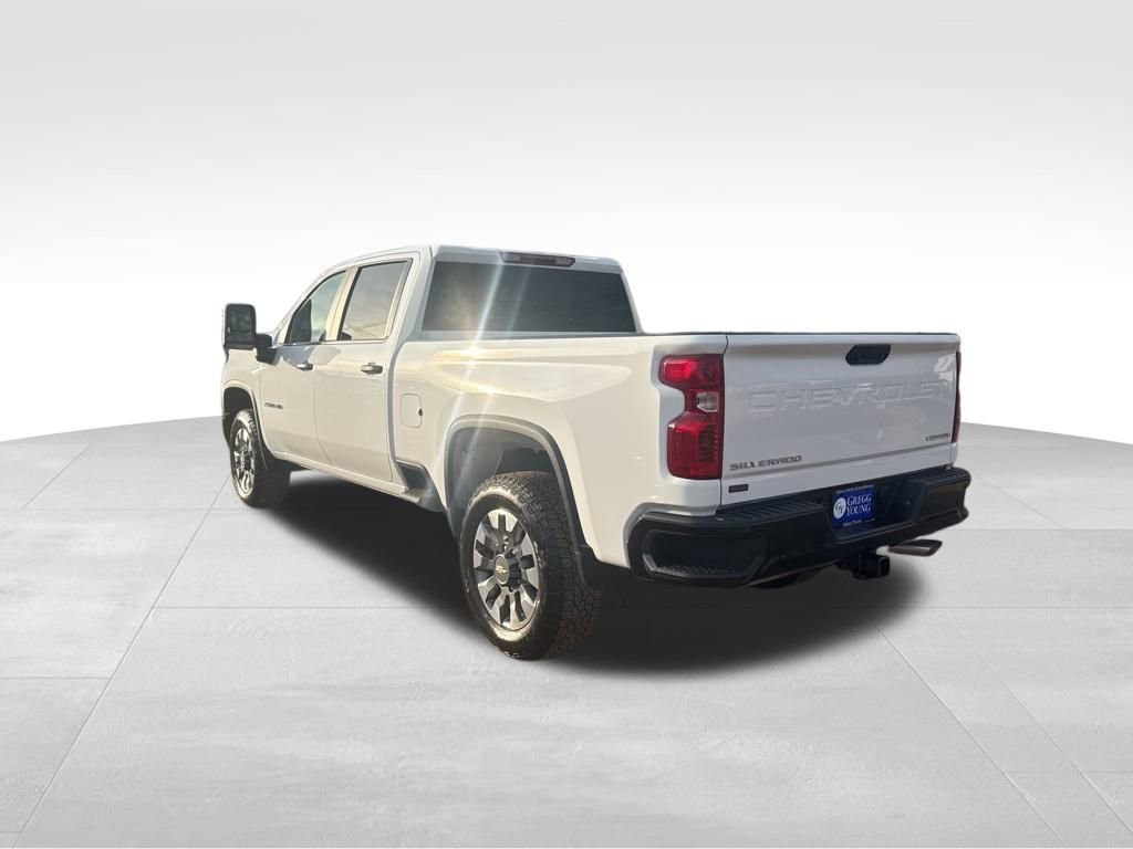 Used 2025 Chevrolet Silverado 2500 Custom w/ Custom Value Package image 10