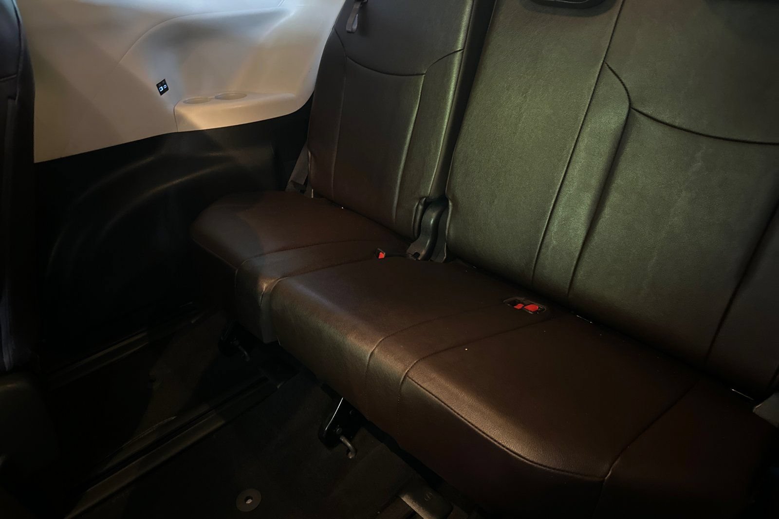 Certified 2024 Toyota Sienna Platinum AWD/4WD image 16