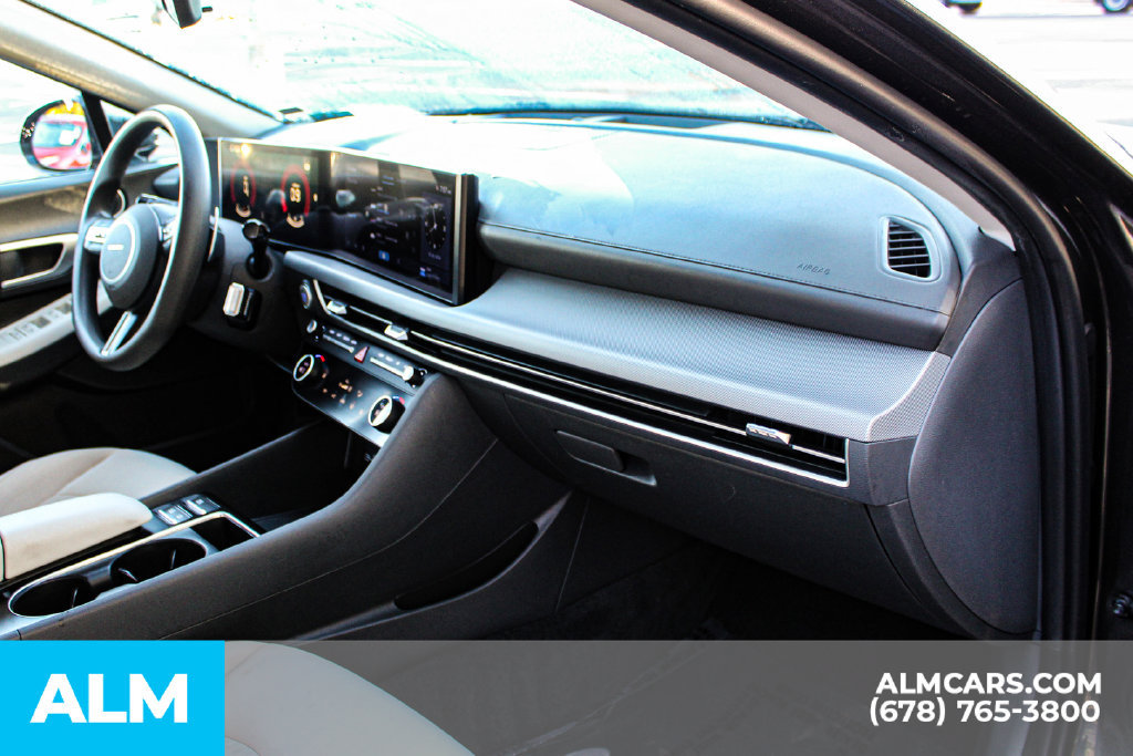 Used 2025 Hyundai Sonata SEL FWD image 22