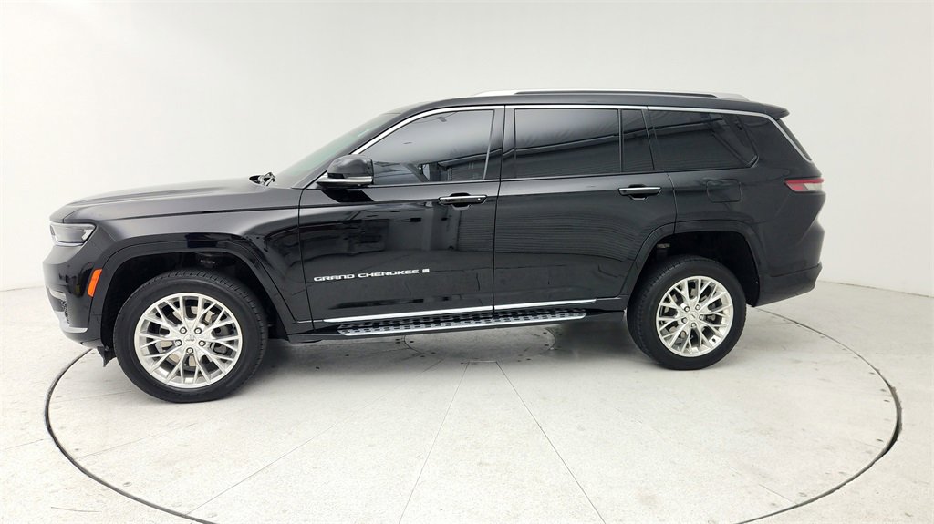 Used 2021 Jeep Grand Cherokee L Summit w/ Luxury Tech Group V image 2