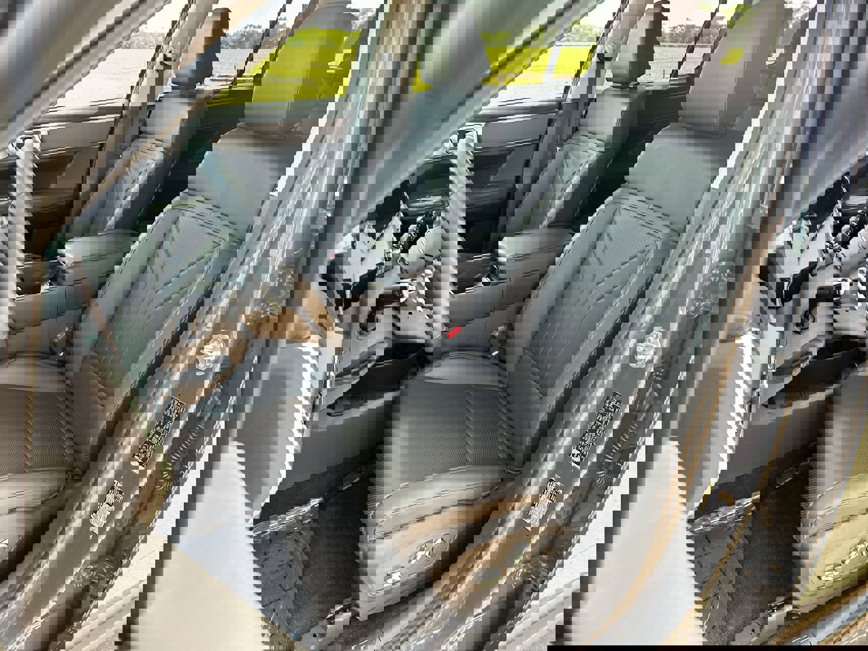 Used 2025 Hyundai Santa Fe SEL image 11