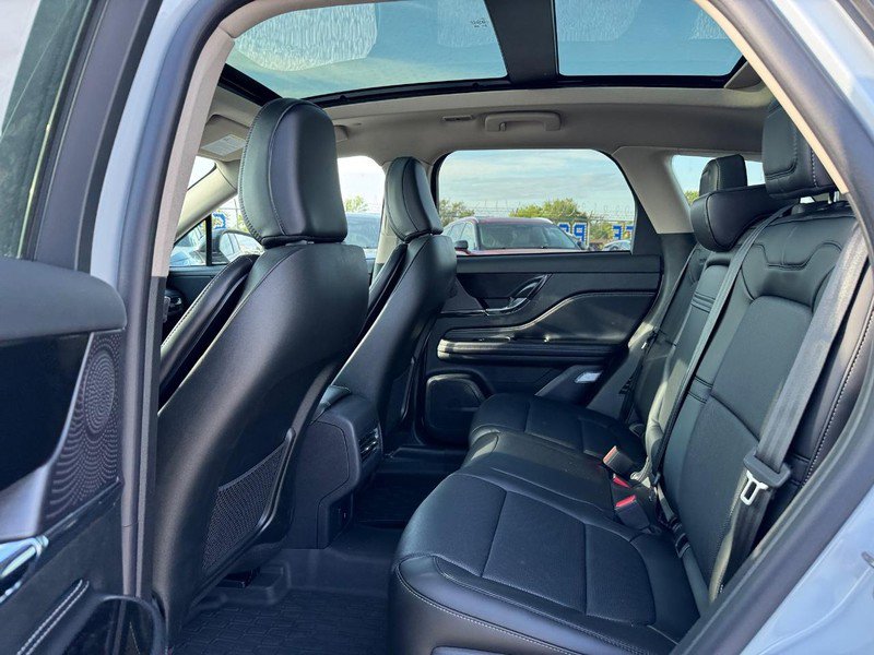 New 2025 Lincoln Corsair Grand Touring image 10