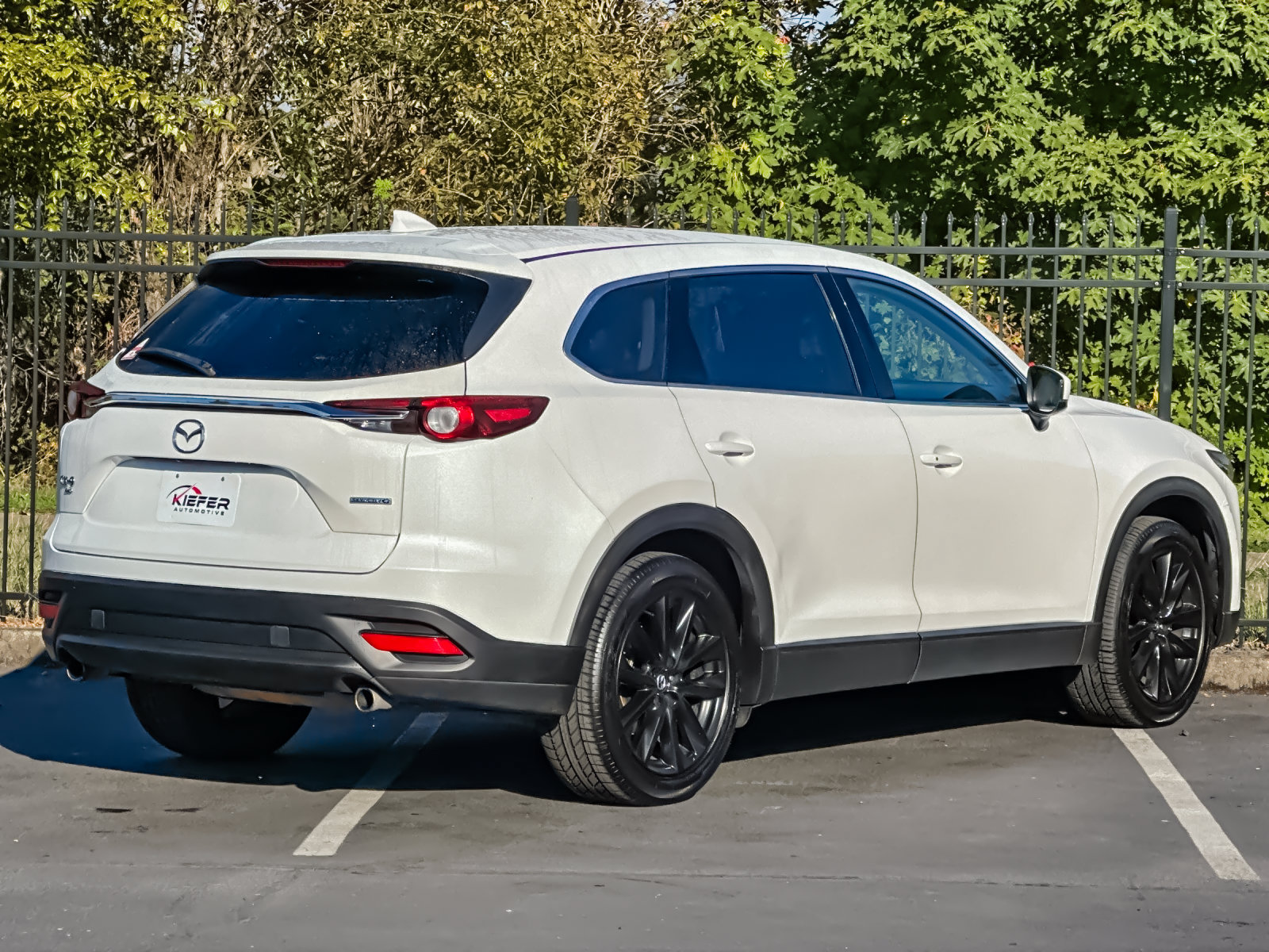 Used 2023 MAZDA CX-9 Touring Plus AWD/4WD image 3