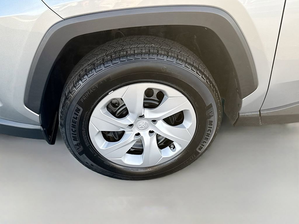 Used 2024 Toyota RAV4 LE image 30