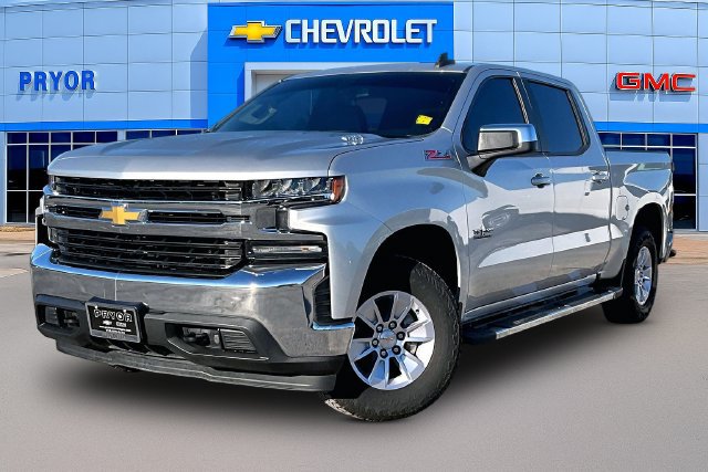 Used 2020 Chevrolet Silverado 1500 LT w/ Texas Edition AWD/4WD image 3