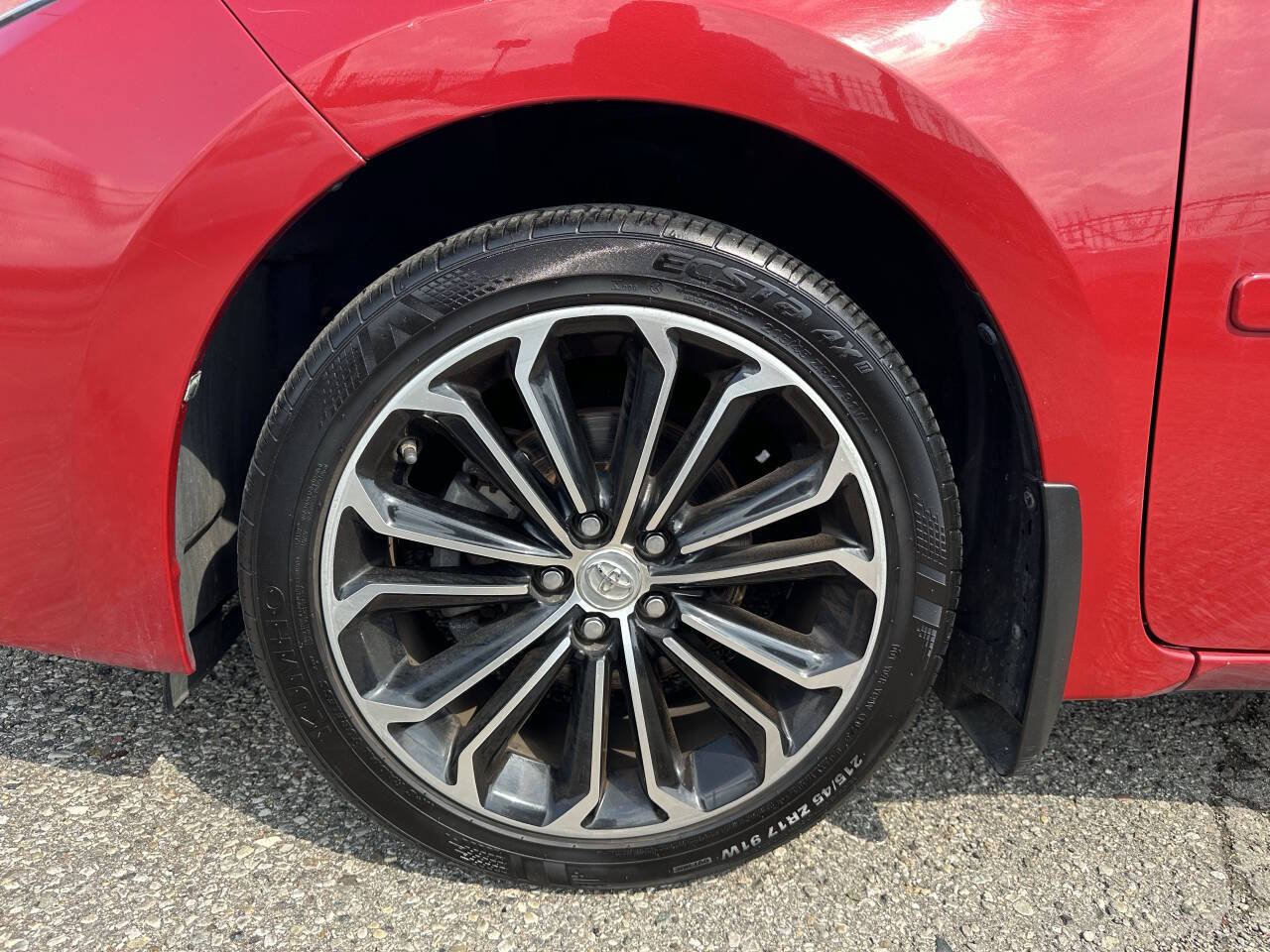 Used 2015 Toyota Corolla S Premium FWD image 10