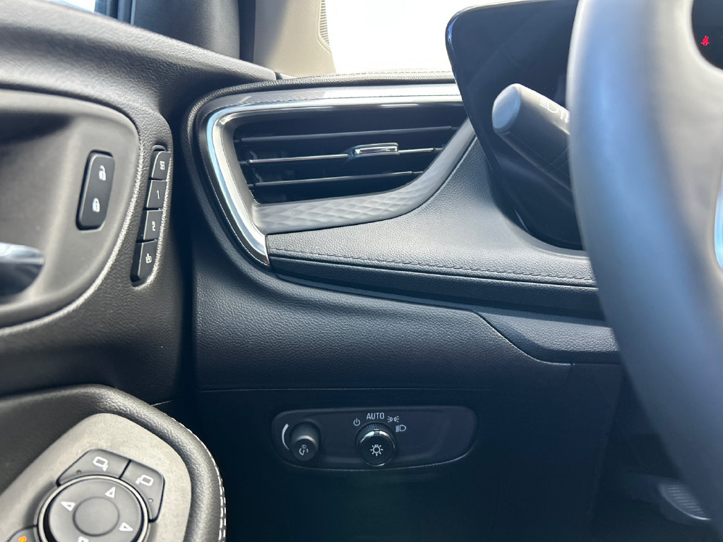 Certified 2024 Buick Encore GX Avenir w/ Avenir Convenience Package FWD image 20