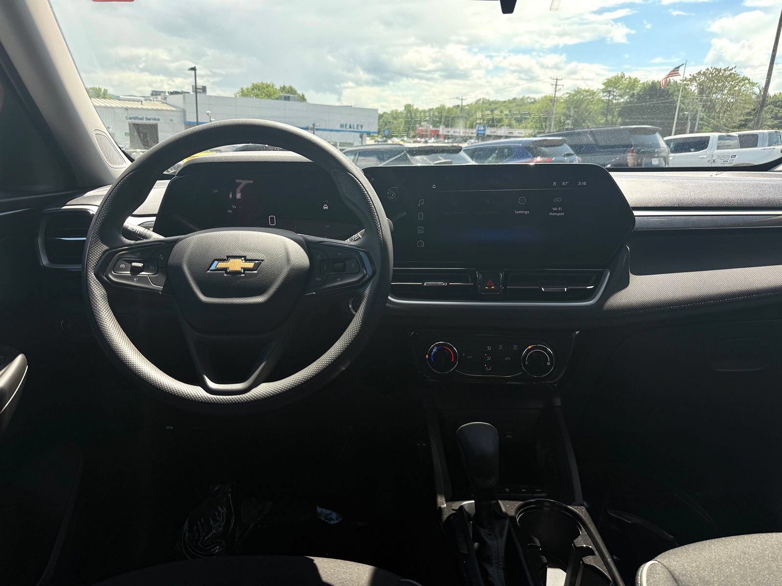 Certified 2025 Chevrolet TrailBlazer LT w/ Driver Confidence Package AWD/4WD image 19
