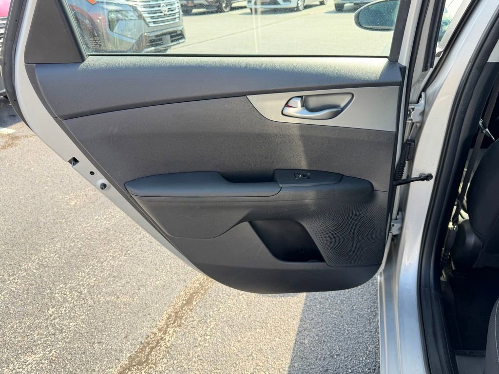 Used 2021 Kia Forte LXS FWD image 16