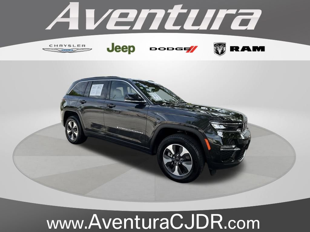 Used 2024 Jeep Grand Cherokee Limited 4xe w/ Trailer Tow Package AWD/4WD image 1