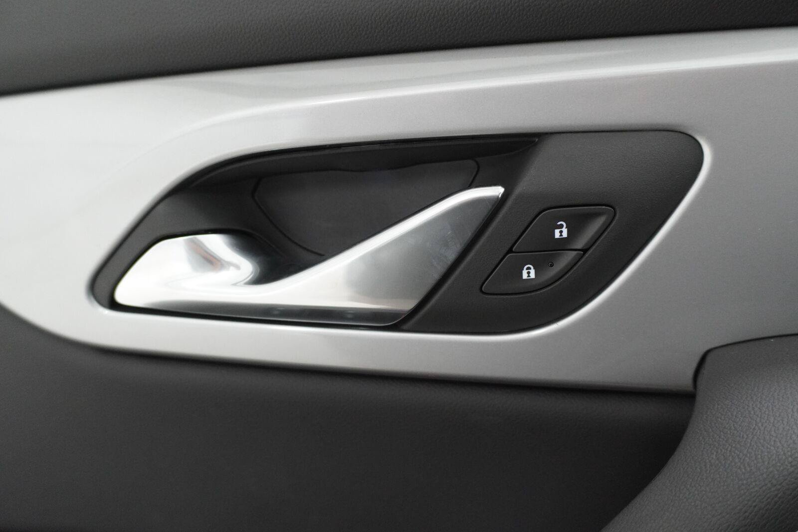 New 2026 Chevrolet Blazer LT FWD image 22