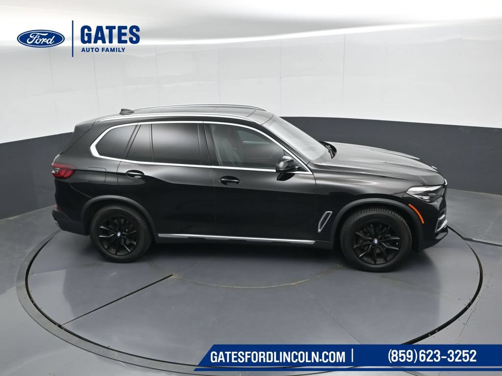 Used 2022 BMW X5 xDrive40i w/ Premium Package AWD/4WD image 51