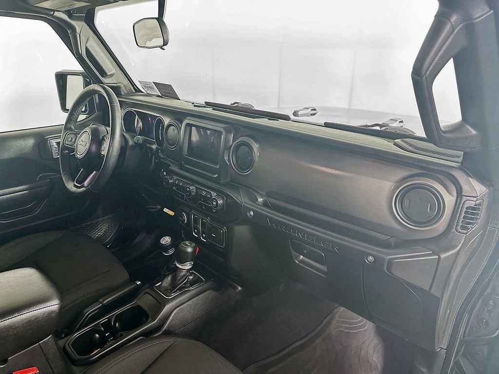 Used 2022 Jeep Wrangler Sport S image 31