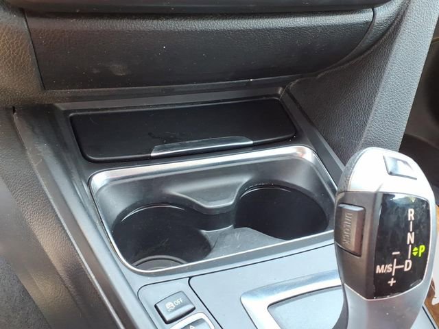 Used 2014 BMW 320i Sedan RWD image 18