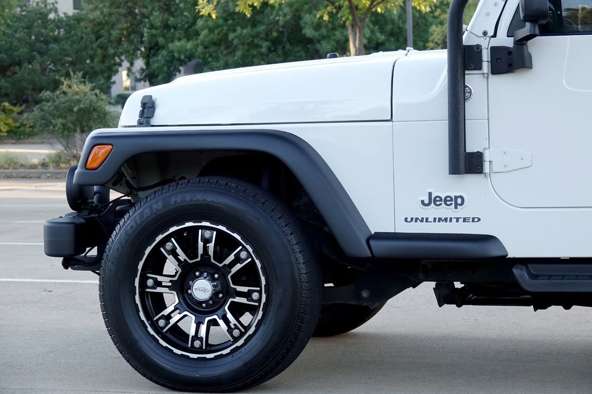 Used 2006 Jeep Wrangler Unlimited w/ Premium Audio Group image 22