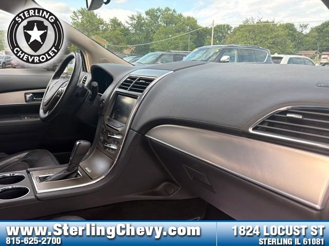 Used 2013 Lincoln MKX AWD image 11