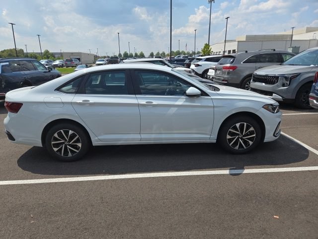Used 2025 Volkswagen Jetta S FWD image 3
