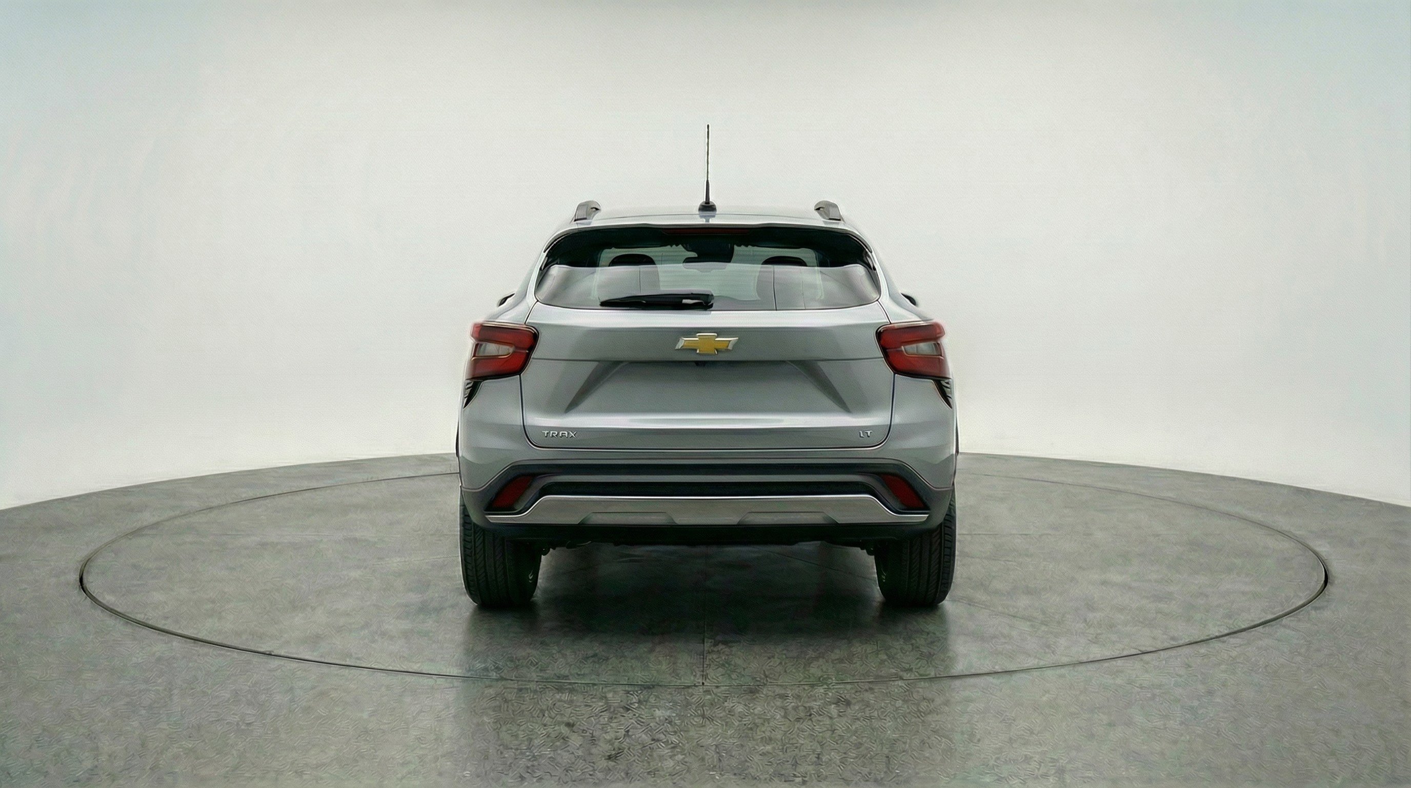 Used 2025 Chevrolet Trax LT w/ LT Convenience Package FWD image 7
