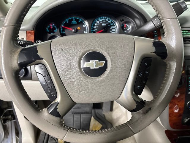 Used 2010 Chevrolet Tahoe LTZ AWD/4WD image 16
