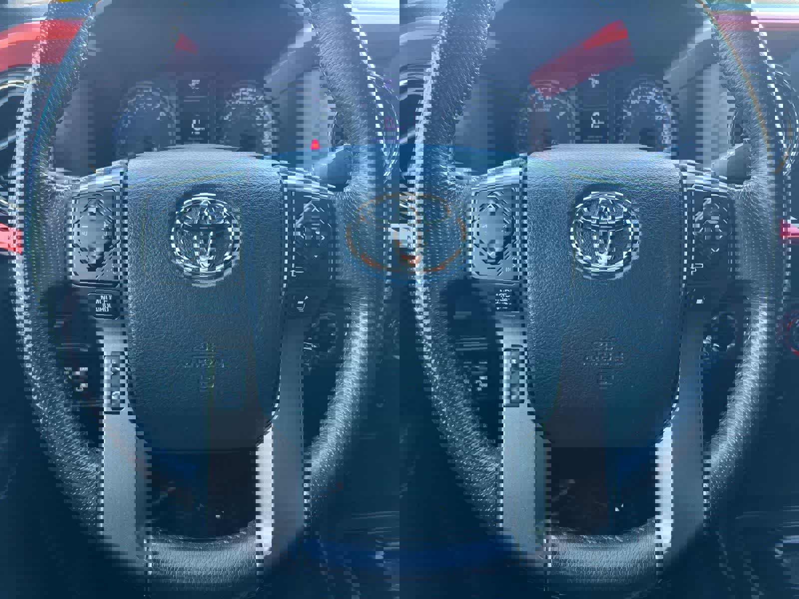 Used 2017 Toyota Tacoma TRD Off-Road w/ Tow Package image 24