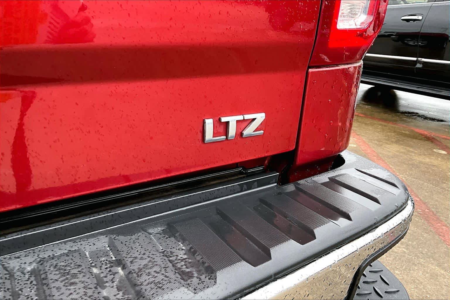 Used 2018 Chevrolet Silverado 1500 LTZ w/ Texas Edition RWD image 10