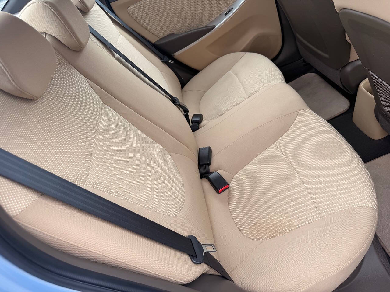 Used 2014 Hyundai Accent GLS FWD image 27