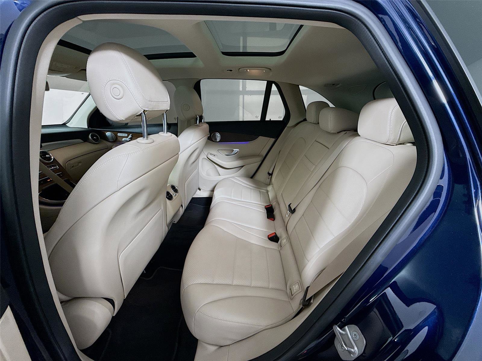 Used 2020 Mercedes-Benz GLC 300 4MATIC image 18
