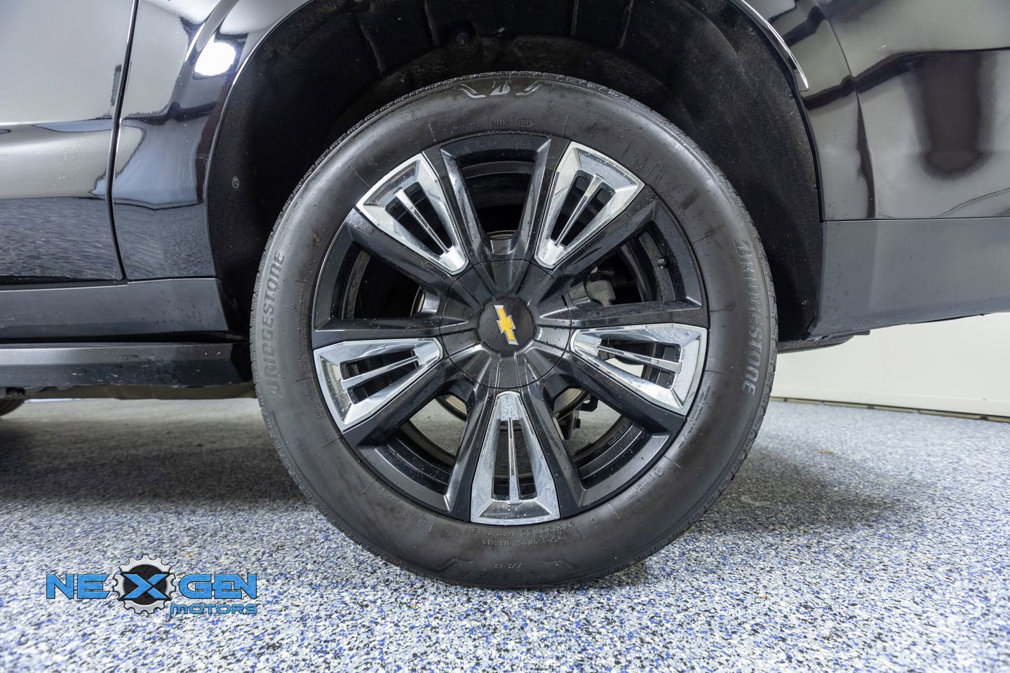 Used 2024 Chevrolet Suburban High Country w/ Advanced Technology Package image 47