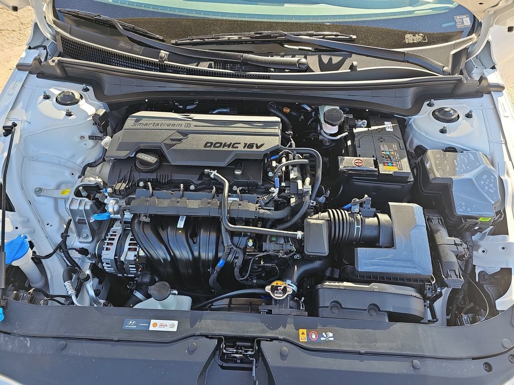 New 2026 Hyundai Elantra SEL Sport Premium FWD image 32