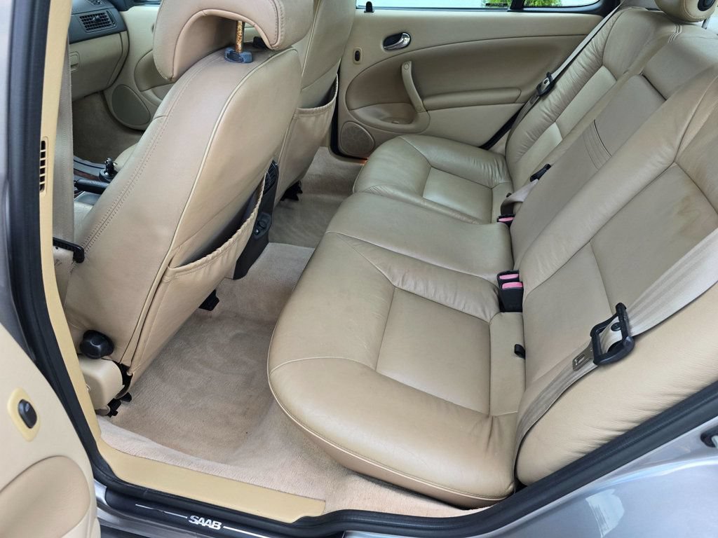 Used 2001 Saab 9-5 SE FWD image 11