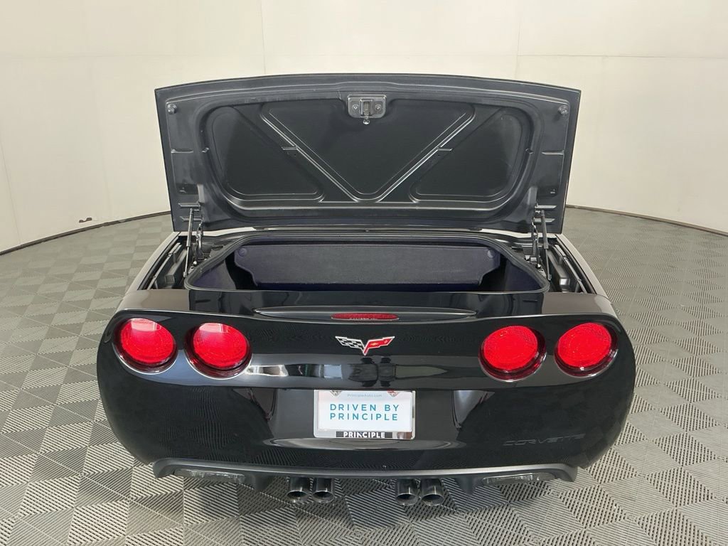 Used 2007 Chevrolet Corvette Convertible w/ Preferred Equipment Group image 22