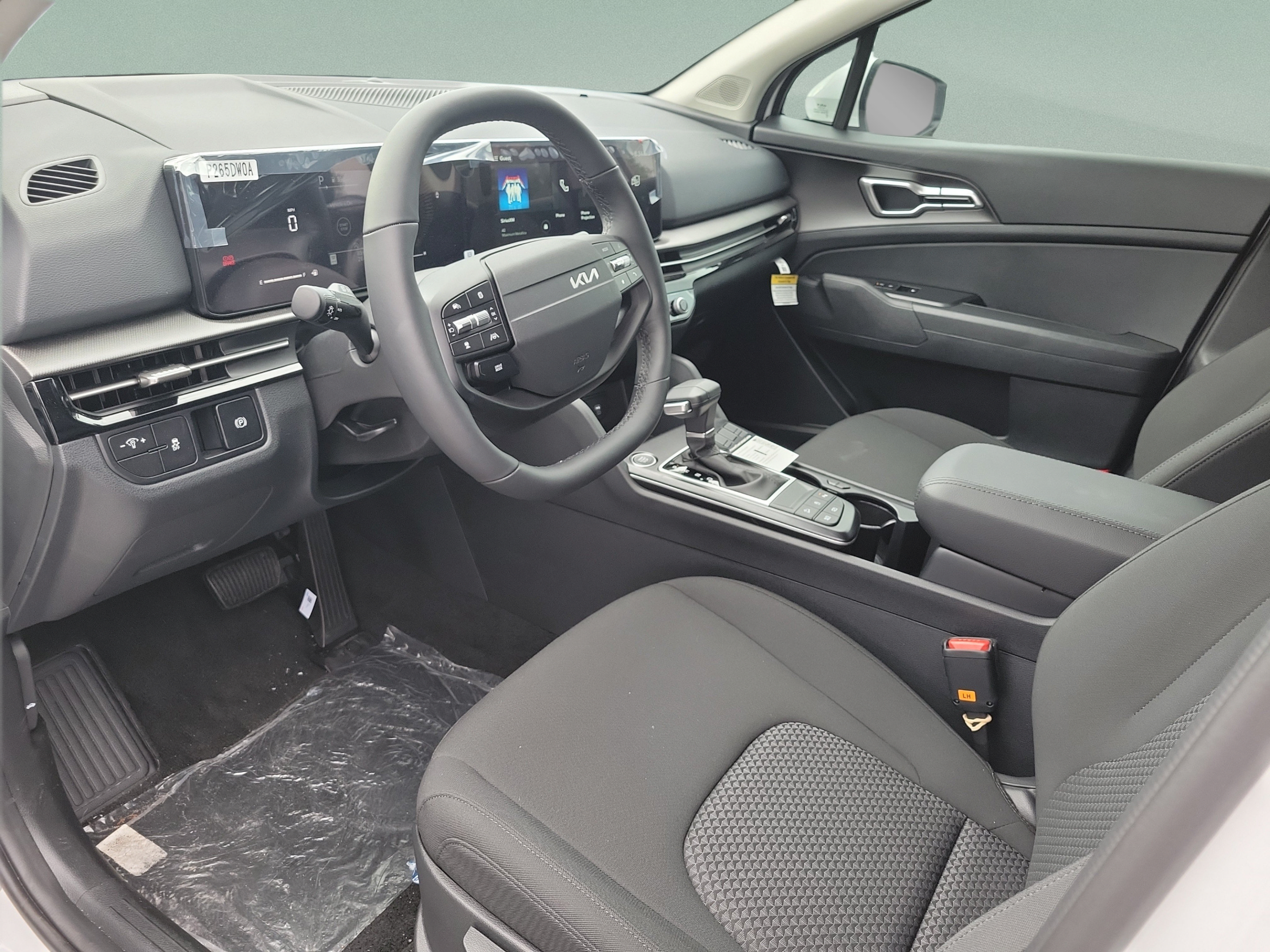 New 2026 Kia Sportage LX FWD image 14