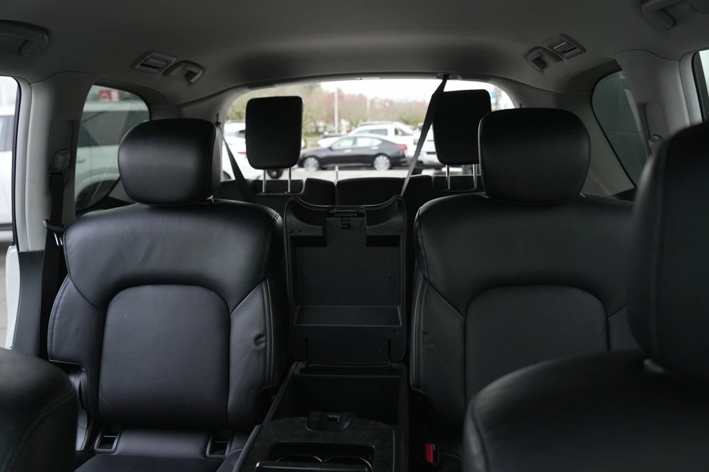 Used 2024 INFINITI QX80 Luxe image 30