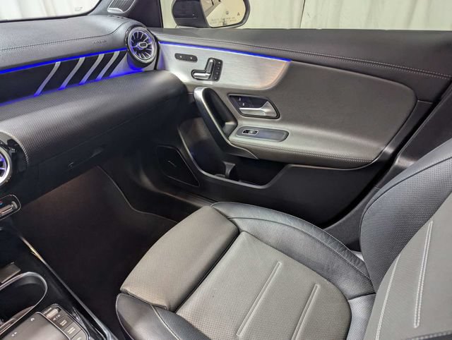 Used 2021 Mercedes-Benz A 35 AMG 4MATIC image 8