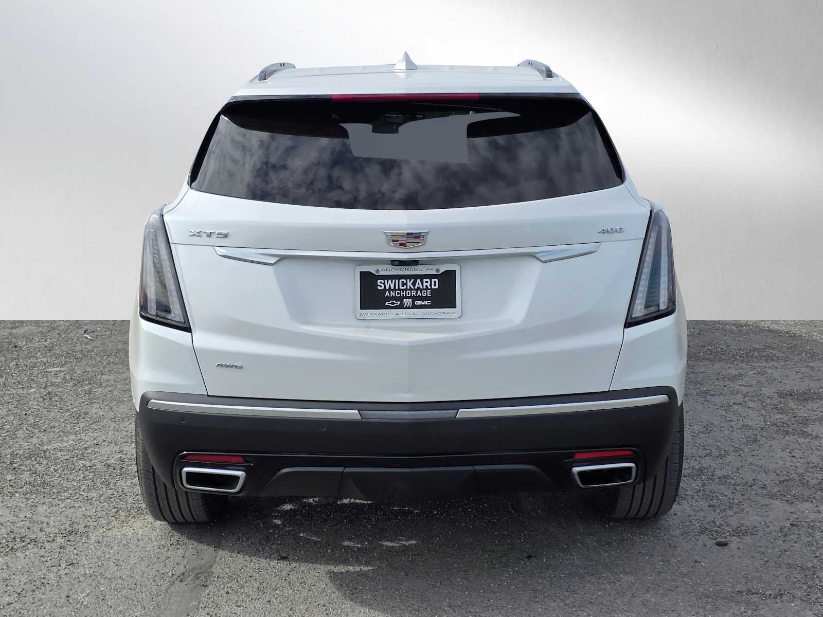 Used 2024 Cadillac XT5 Sportv w/ Platinum Package AWD/4WD image 4