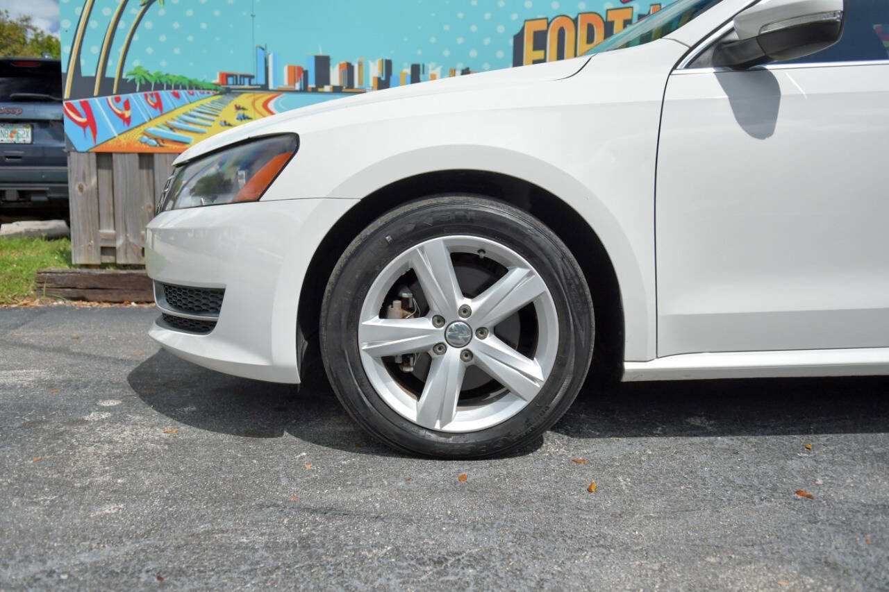 Used 2014 Volkswagen Passat 1.8T SE image 10